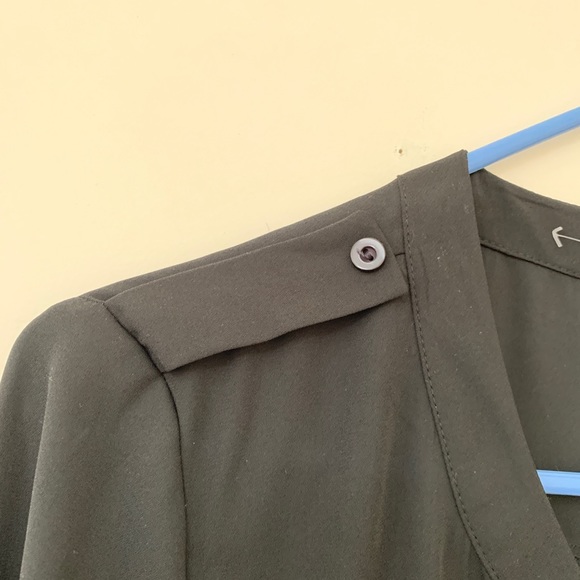 👸🏻Black  Sheer Top Size L Long Sleeve NWT - Picture 4 of 6